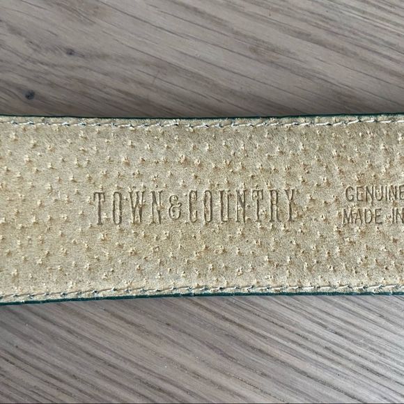🔥 Host Pick🔥 VINTAGE BELT - 80s or early 90& - Picture 4 of 9